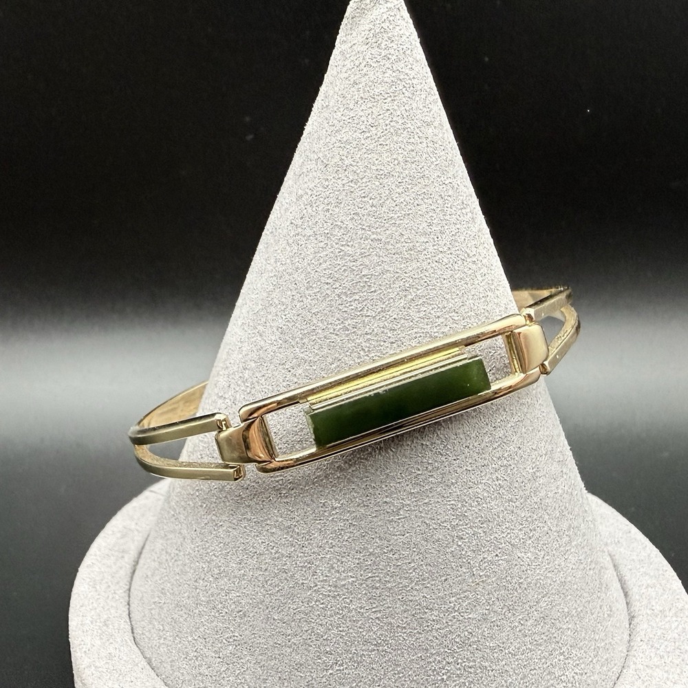 Vintage 1978 Avon Treasure Jade Green Gold Tone Hinged Bangle Bracelet Faux Jade
